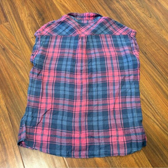 Rails pink/blue plaid flannel short sleeve button down top - Picture 2 of 4